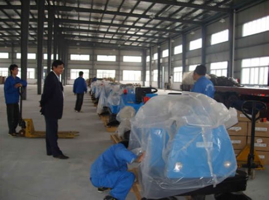 愛瑞特——廣州2010年亞運(yùn)會環(huán)保掃地車獨(dú)家供應(yīng)商